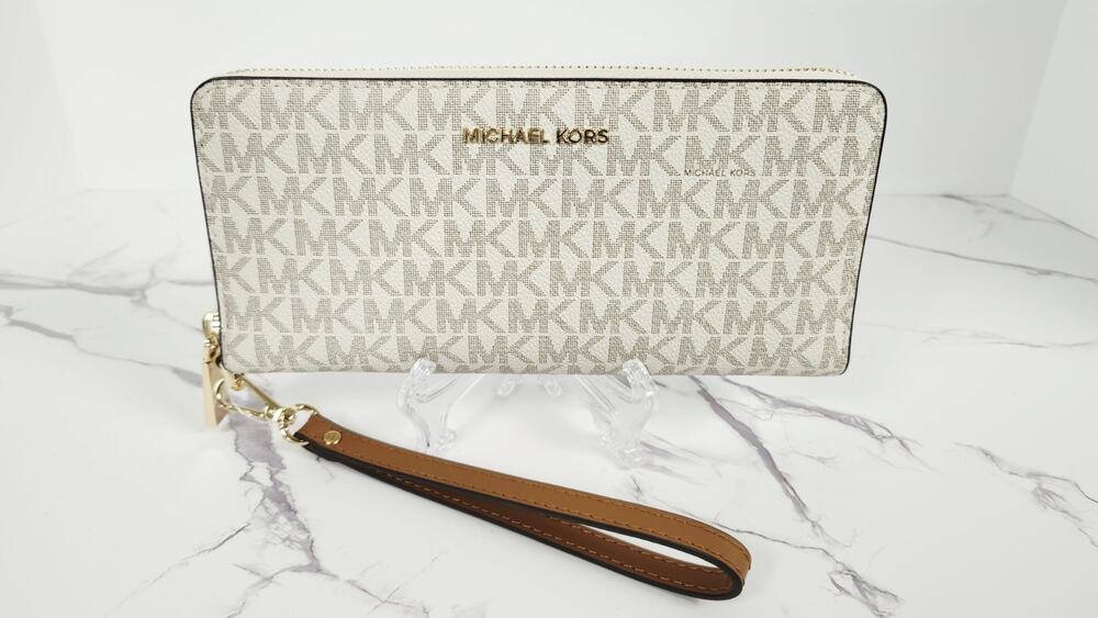 Michael Kors Jet Set Travel Continental Wristlet Wallet Vanilla Monogram Logo